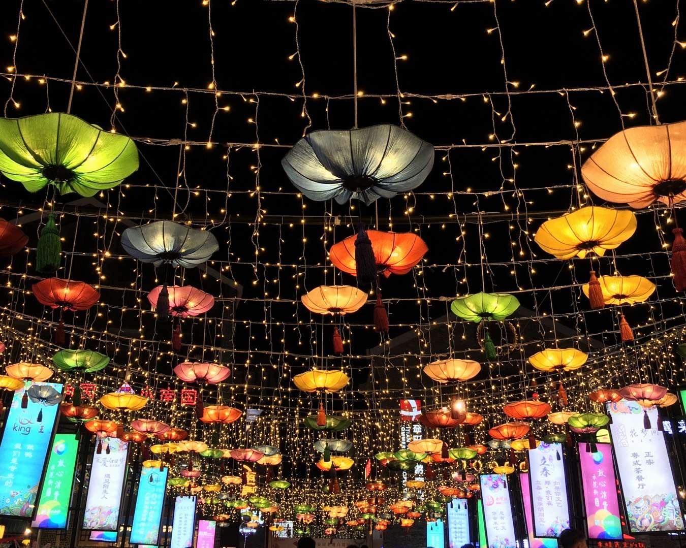 成都出发青海胡杨林8日自驾游：格尔木胡杨林-西王母瑶池-察尔汗盐湖8日自驾