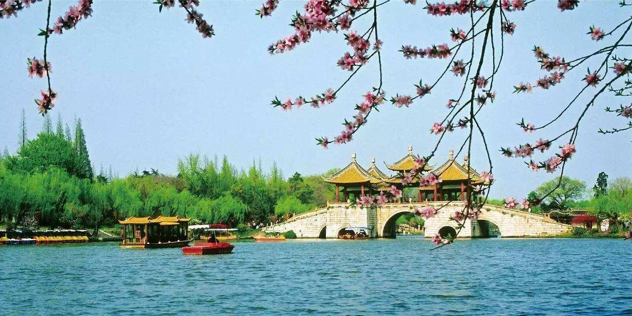 济南出发江苏3日赏花自驾路书：高邮湖-扬州瘦西湖-个园-溱潼古镇3日自驾游
