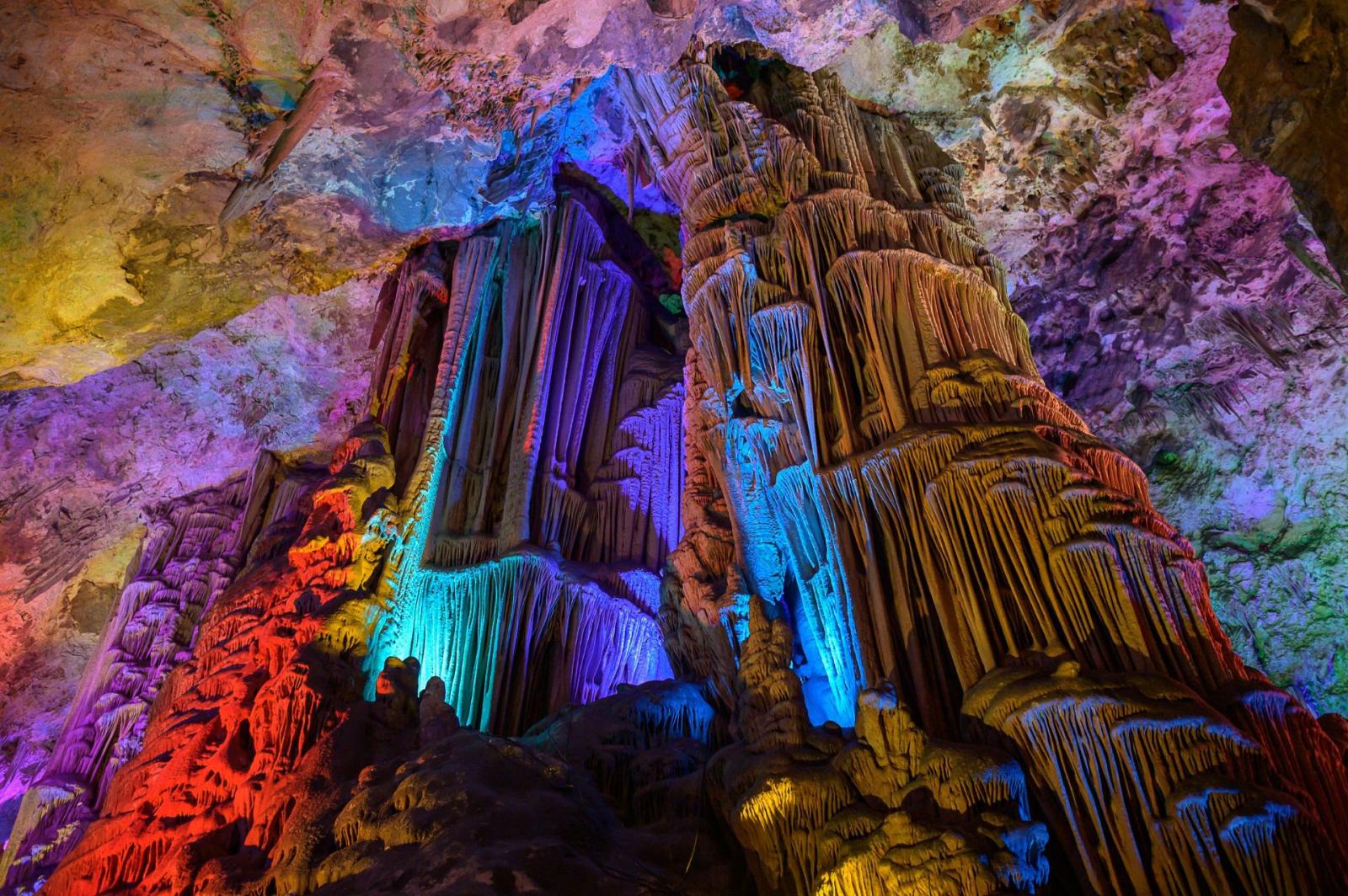 西安出发商洛1日自驾游路书：秦岭终南山隧道-柞水溶洞1日西安周边自驾游