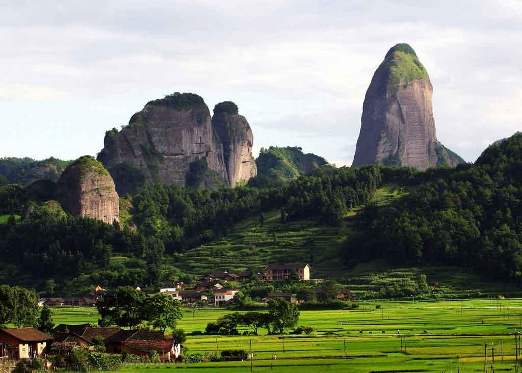 长沙出发邵阳新宁2日自驾路书：新宁崀山-八角寨-辣椒峰2日自驾游