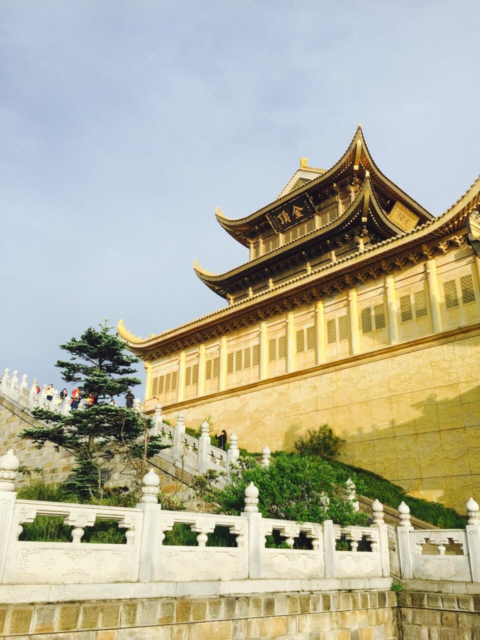 成都出发峨眉山三日自驾路书：乐山大佛-峨眉山-都江堰-熊猫基地三日自驾游