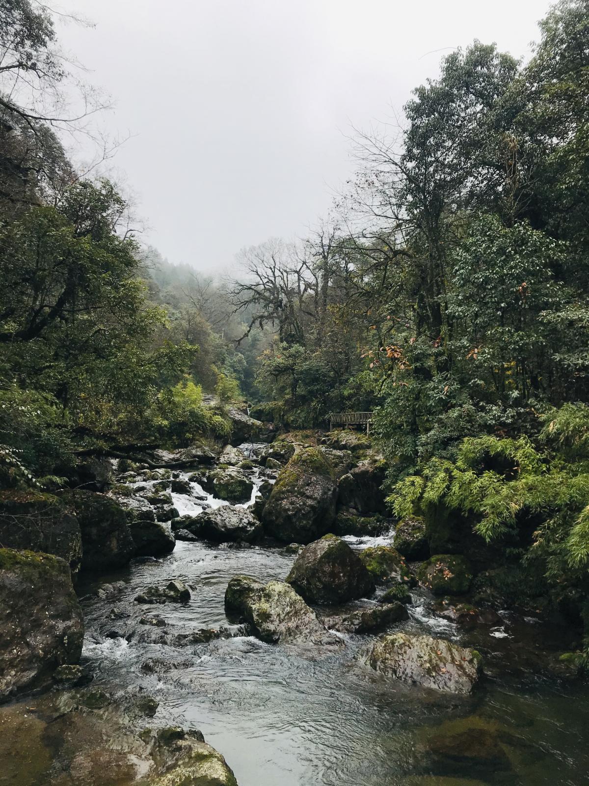 成都出发雅安荥经2日自驾游：徒步龙苍沟-探秘千年砂器成都周边2日自驾游