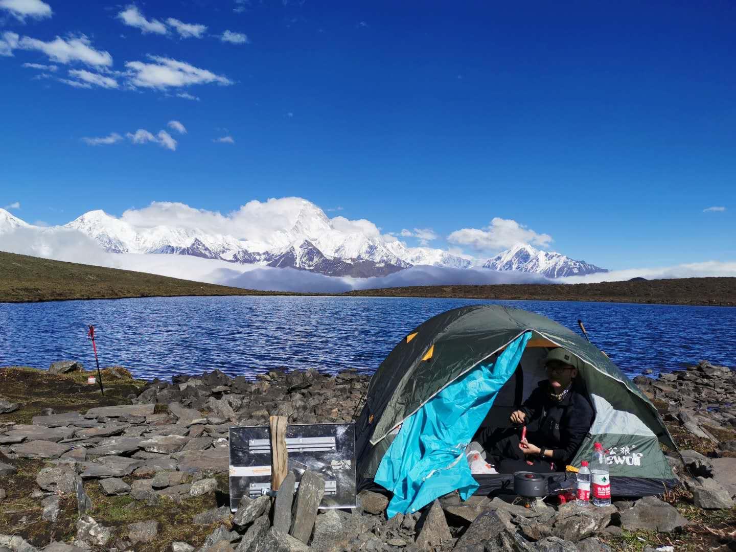 成都出发康定3日自驾包车游：新都桥-墨石公园-泉华滩-冷噶错3日自驾摄影小团