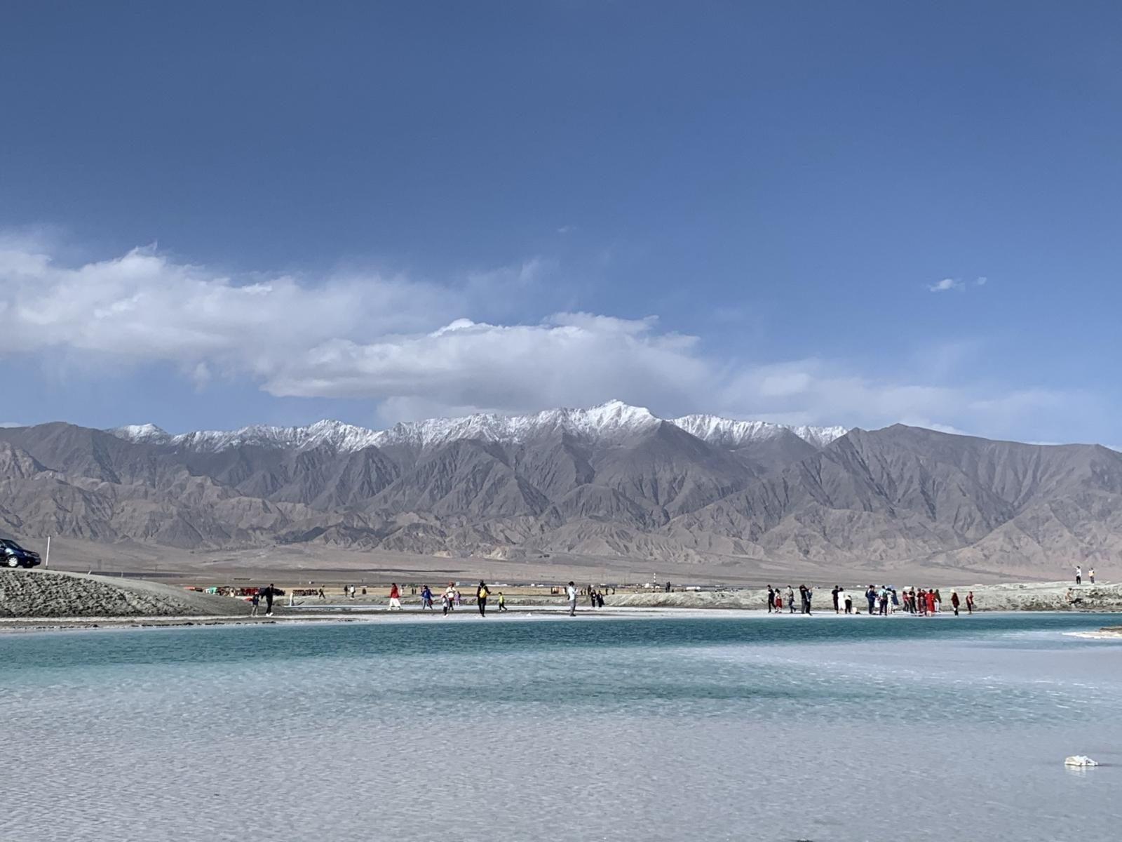 青海格尔木出发翡翠湖-东台吉乃尔湖-乌素特水上雅丹地质公园-U型公路一日游
