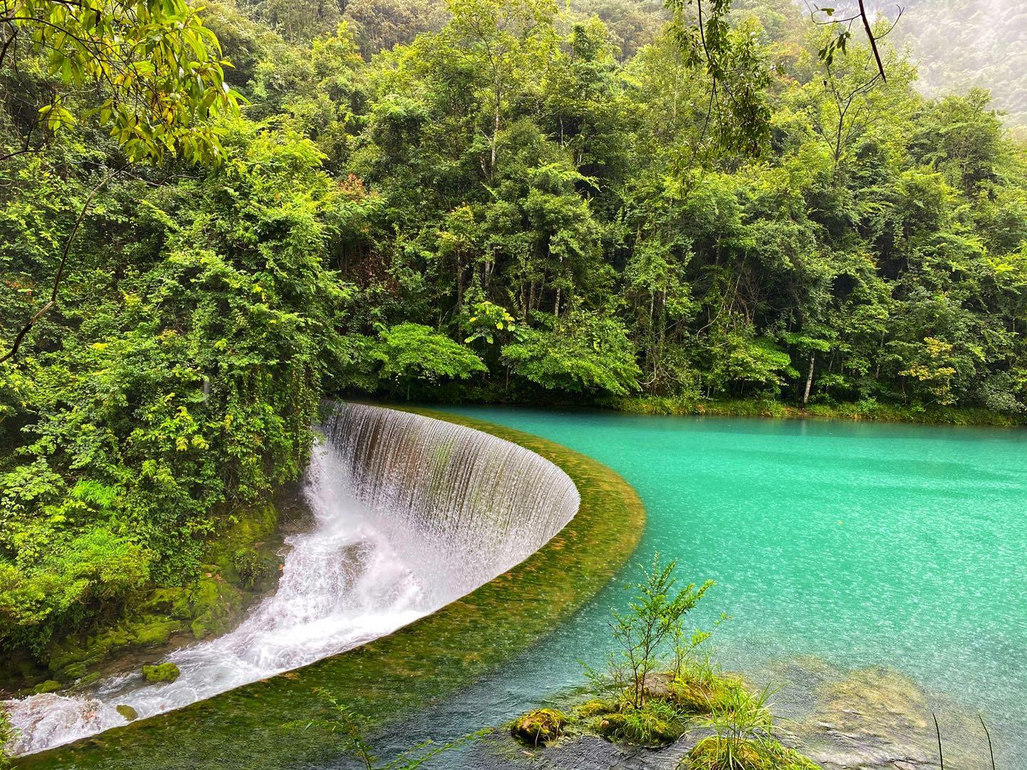 成都出发贵州6日自驾游：荔波大小七孔-西江千户苗寨-镇远古城6日自驾游