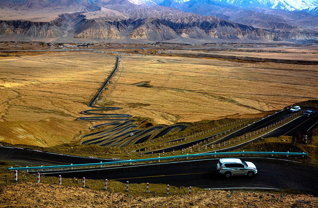全国集结山东出发新疆全景22日自驾游：盘龙古道、伊昭公路、独库公路、穿沙公路、京新高速、315国道22日新疆自驾游