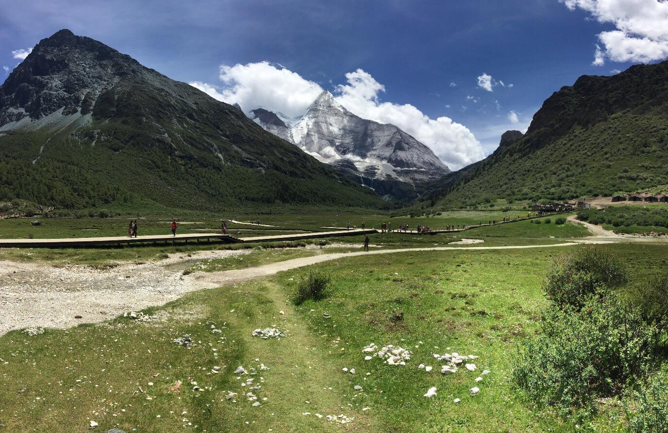 武汉出发甘南9日自驾游：若尔盖-花湖-扎尕那-拉卜楞寺-郎木寺-尕海-桑科草原9日自驾游