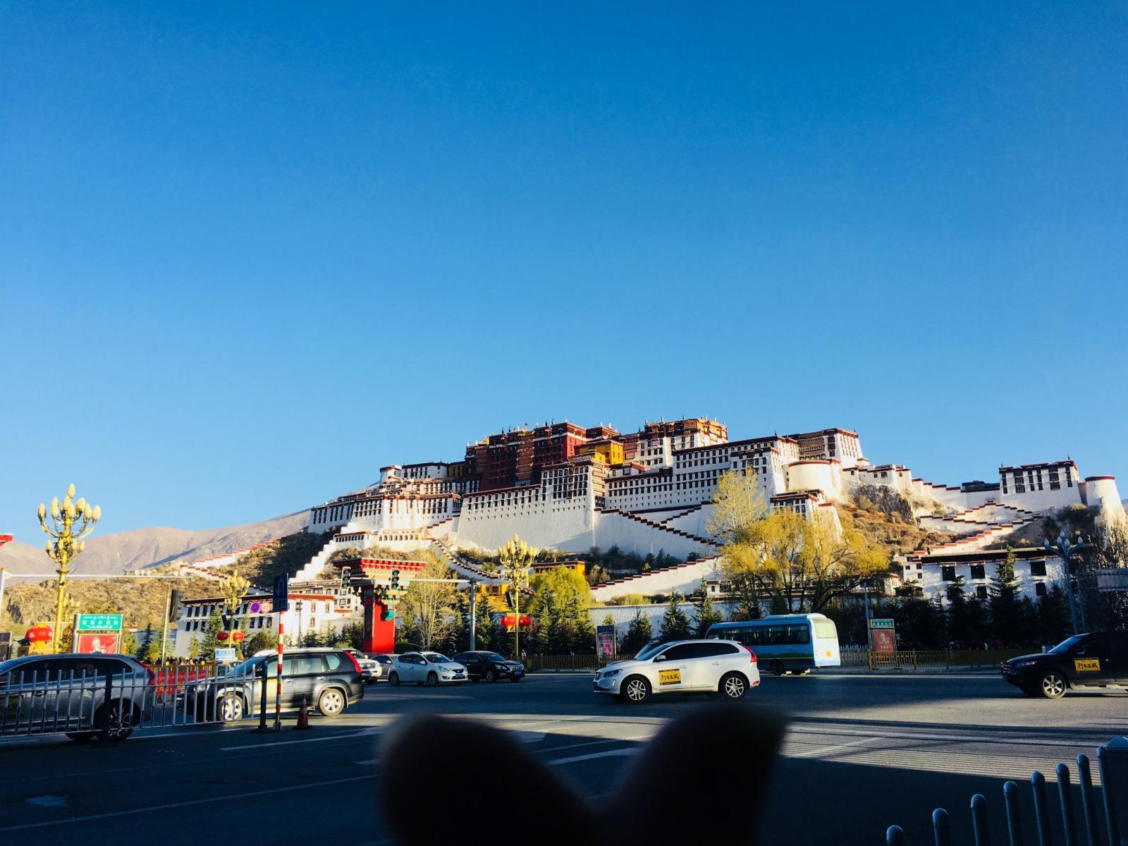 广东深圳集合出发西藏20日自驾游：深圳-成都-川藏线-稻城亚丁-滇藏线-拉萨-青藏线-西安-深圳20日西藏大环线自驾