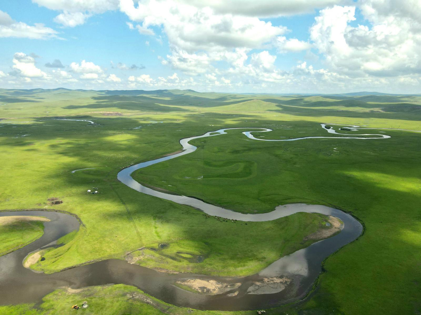 夏日呼伦贝尔旅行记：海拉尔-额尔古纳-边防卡线-满洲里6日呼伦贝尔大草原自驾游