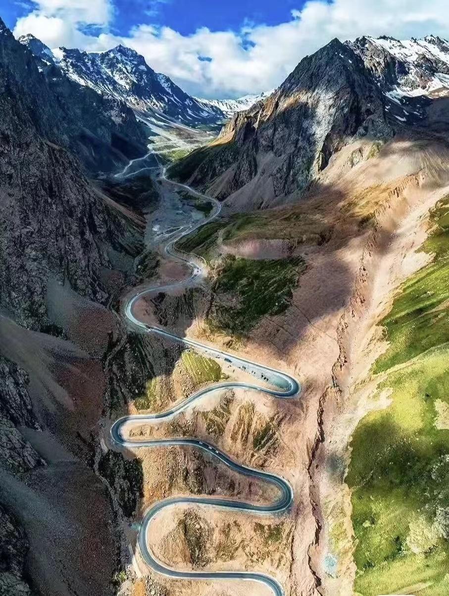 纵贯天山独库全景丨s101-安集海大峡谷-独库公路全景-巴音布鲁克草原-罗布人村寨-博斯腾湖南线6日落地自驾