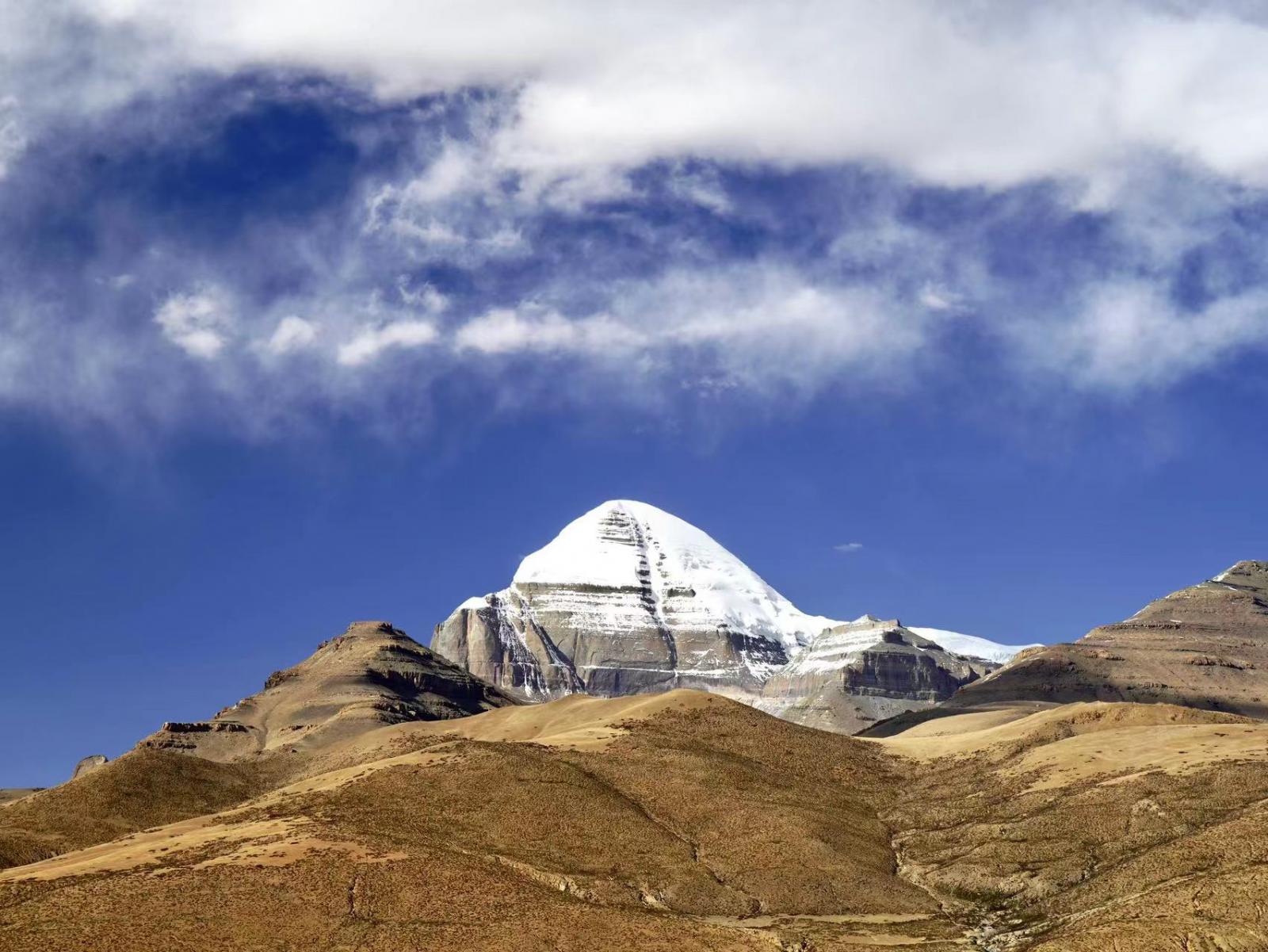 拉萨集合阿里11日自驾游：布达拉宫-冈仁波齐-珠峰-古格王朝11日阿里大北环线