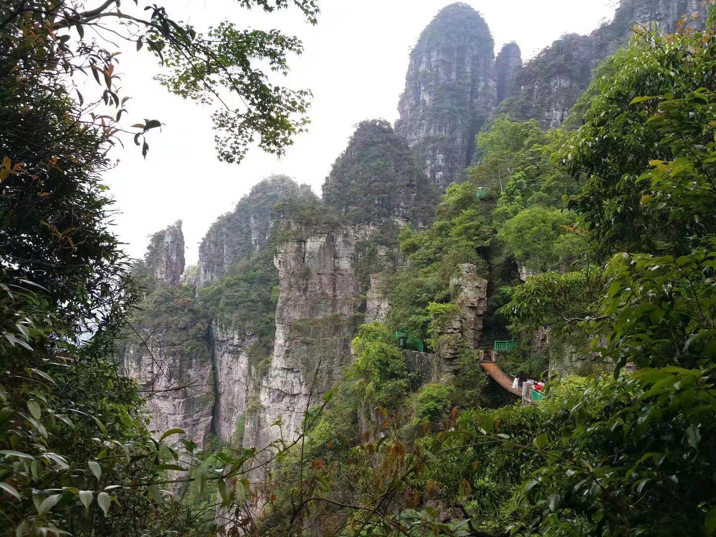 深圳出发广西金秀3日自驾游：广西金秀水墨山水温泉-莲花山-圣堂湖3天休闲自驾游