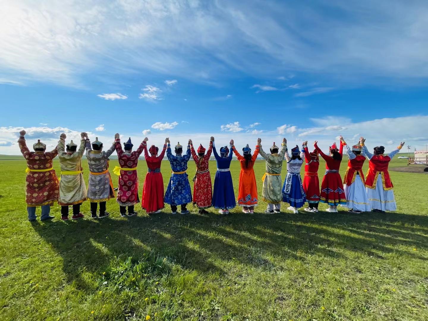 海拉尔集合呼伦贝尔6日小环线自驾游：初夏首发额尔古纳-恩和-室韦-中俄边境卡线-黑山头-满洲里6日游