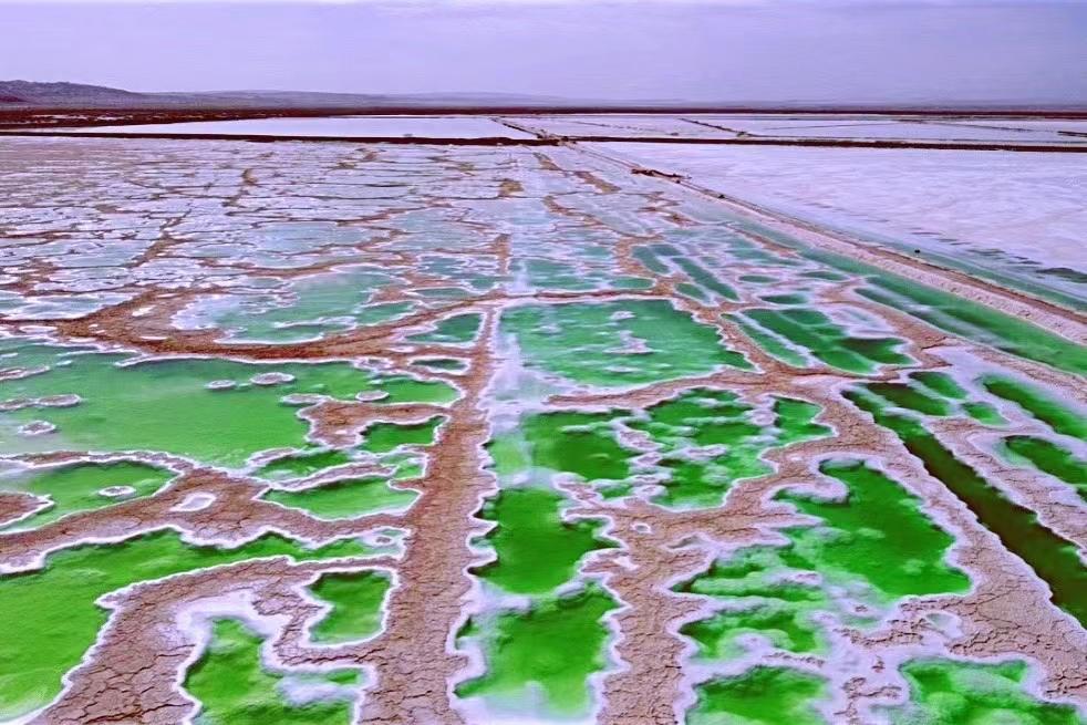 兰州集合甘肃青海11日自驾游：【全景大西北】丝绸之路+莫高窟+柴达木盆地+艾肯泉+可可西里+青海湖11日游