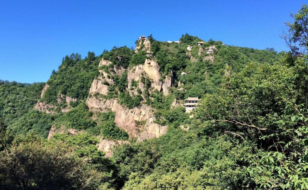 重庆出发崆峒山5日自驾游：【问道崆峒】崆峒山-六盘水-关山大草原5日观北国秋色自驾游