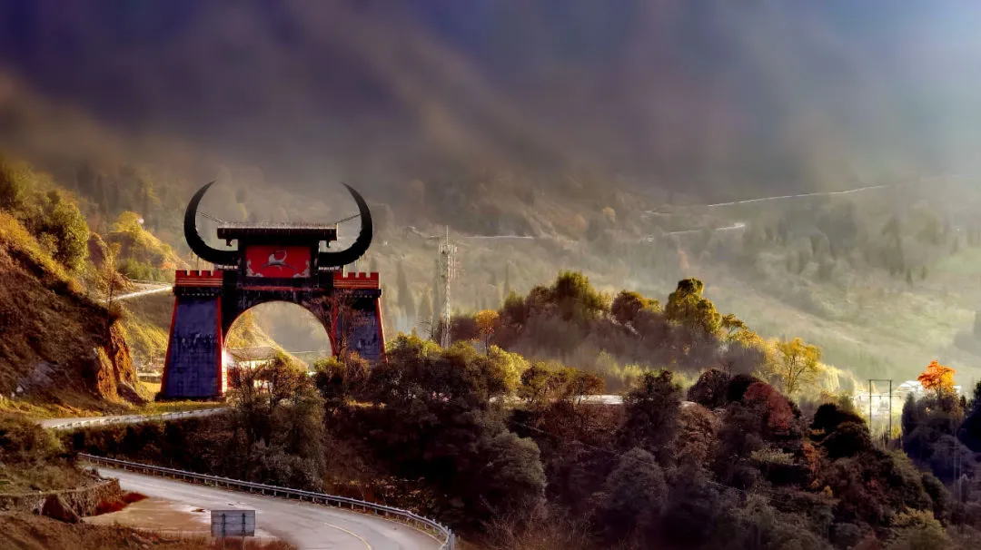 重庆到蜀中3日自驾游：【品味蜀中】黑竹沟•眉山•乐山 温泉美食3日自驾