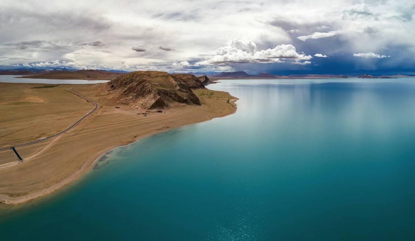 拉萨集合阿里南北环线13日自驾游：[极致阿里]拉萨-羊湖-珠峰-冈仁波齐-古格王朝-扎日南木措-圣象天门13日游