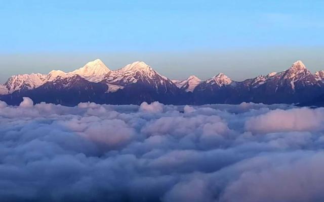 重庆出发川西牛背山3日自驾游：仰望贡嘎云海-邂逅绝美星河-眉山水街3日自驾
