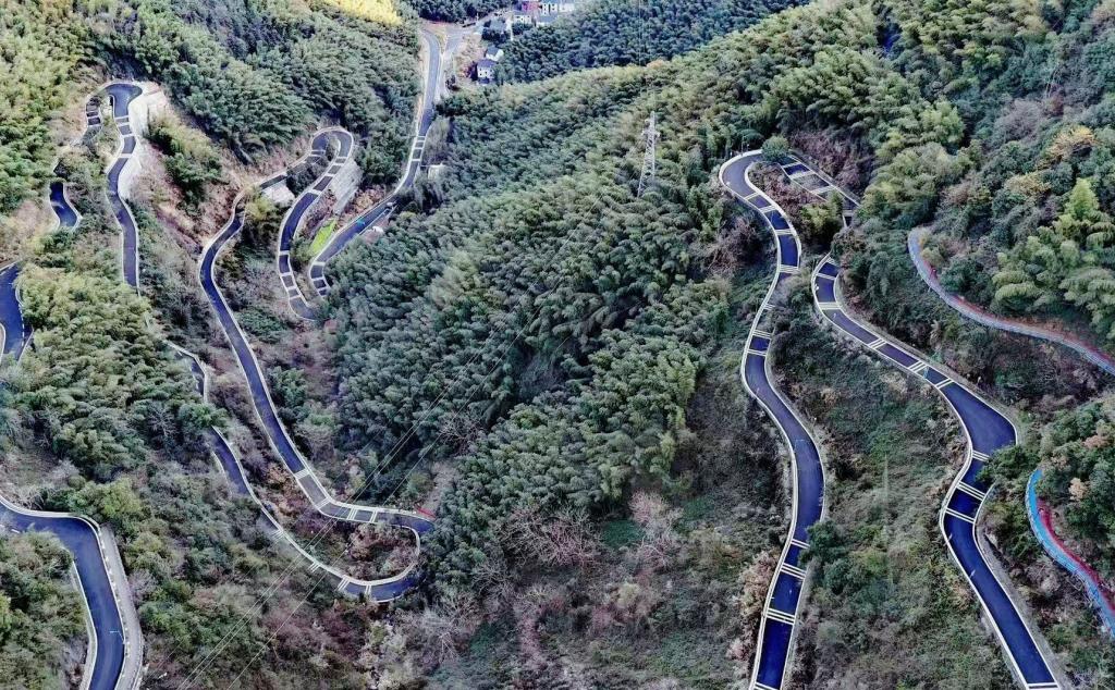 常州出发浙江杭州2日自驾游：踏萧山天路险，寻梅里柿满枝，遇南北湖秋色赏秋自驾2日游
