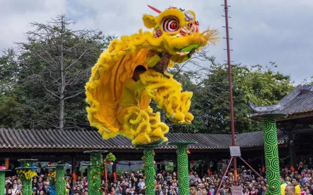 广州出发佛山顺德2日自驾游：【舌尖上的佛山】千年祖庙-岭南醒狮-梁园-渔人码头-制作双皮奶-顺德黑毛