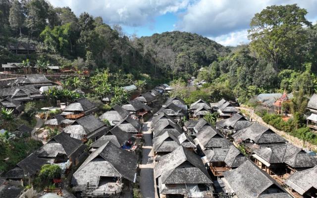 昆明集合普洱版纳7日自驾游：澜沧-西盟-孟连-景迈山-易武-勐康 G219国道寻茶香·穿雨林·访古寨