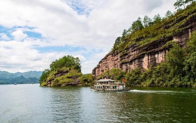 江苏出发福建闽东南5日自驾游：江山廿八都-宁泰古城-大金湖-寨下大峡谷-九龙潭-衢州游埠古镇5日休闲