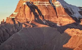 拉萨集结G219新藏线13日自驾游：【神山羌塘】拉萨-珠峰-吉隆沟-冈仁波齐马年转山-喀什13日游-推荐