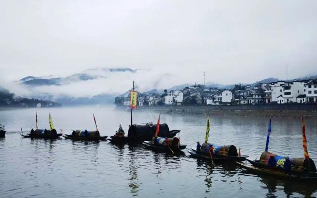 南京出发安徽歙县2日自驾游：勇闯蜈蚣岭-船游新安江山水画廊自驾2日游