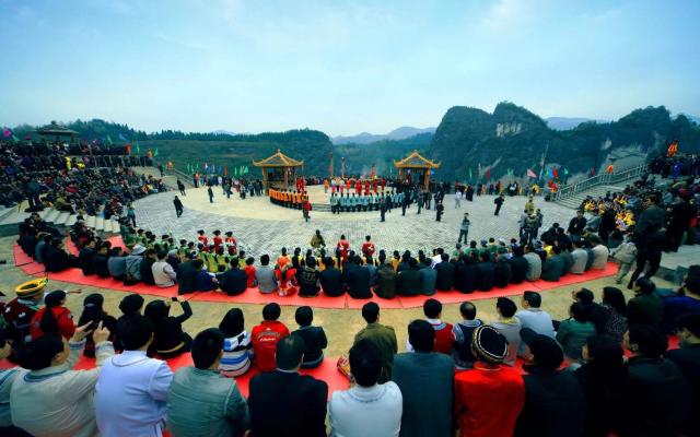 重庆出发贵州遵义2日自驾游：【神砂仡佬】龙潭古寨-清明祭祀大典-仡佬族博物馆-仡佬和合宴2日游