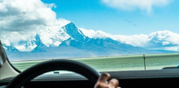 全国出发西藏山南13日深度自驾：仓央嘉措行宫-拿日雍措-赛卡古托寺-九眼温泉 国之边境219-萨伽寺自驾游