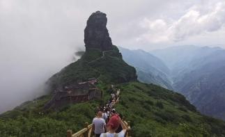 【多彩贵州】广东出发贵州6日自驾游：东漓古村-千户苗寨-梵净山-贺州6日深度自驾游-推荐