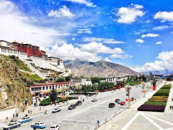 拉萨集合冬游西藏7日自驾游：山南-羊卓雍措-雅鲁藏布江大峡谷-巴松措7日自驾游