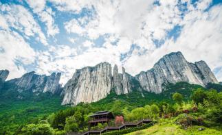 全国出发湖北8日自驾：【锦绣湘楚】恩施大峡谷-芙蓉古城-张家界-神龙架8日自驾-推荐