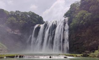 广东去贵州自驾游：黄果树瀑布-西江千户苗寨-荔波小七孔-兴义大峡谷7日自驾游-推荐
