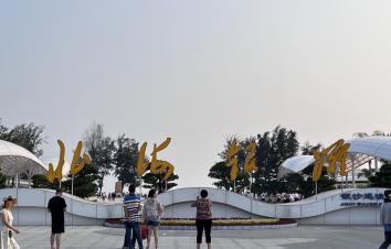 四川出发广西8日自驾游：[山水之间]河池-北海-桂林阳朔-龙脊梯田8日自驾游-游推荐