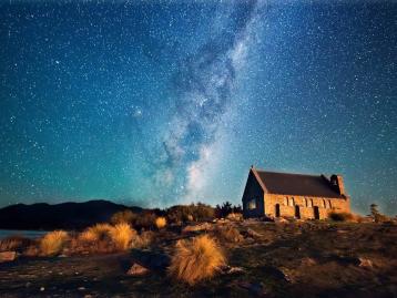 全国出发新西兰南北双岛12日自驾游：94号公路-库克山国家公园-萤火虫洞-瓦卡蒂普湖深度自驾游