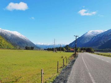 全国出发新西兰南北双岛14日自驾游：94号公路-库克山国家公园-萤火虫洞-瓦卡蒂普湖深度自驾游