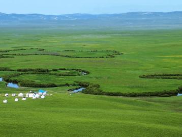 北京出发呼伦贝尔9日自驾游：阿尔山-满州里-乌拉盖大草原深度自驾游