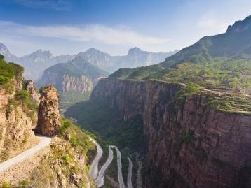 重庆出发河南山西7日自驾游：渭南-地坑院-郭亮村-昆山挂壁-王莽岭-少林寺7日南太行之旅