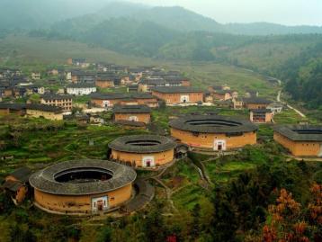 长沙出发福建自驾游：土楼群-厦门鼓浪屿-长汀古城-红井6日风情自驾游