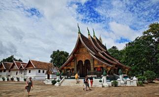 昆明出发老挝6日自驾游：琅勃拉邦-万荣-磨丁6日东南亚境外自驾游-推荐