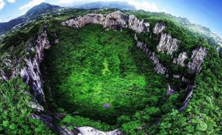 西安出发黔西南7日自驾游：黄果树瀑布-万峰林-马岭河大峡谷7日贵州之旅-推荐