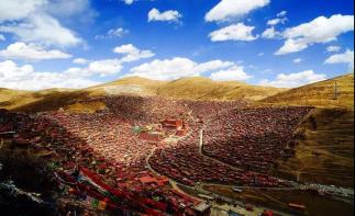 全国出发四川落地8日自驾游:稻城亚丁-色达佛国-丹巴藏寨-四姑娘山8日赏秋之旅-推荐