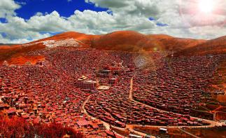 成都出发红色佛国色达4日自驾游：马尔康-八美镇4日川西小环线自驾游-推荐