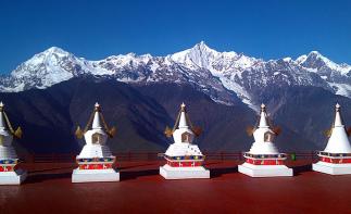 成都出发川西大香格里拉12日环线自驾游：稻城亚丁-梅里雪山-丽江-泸沽湖12日大环线-推荐