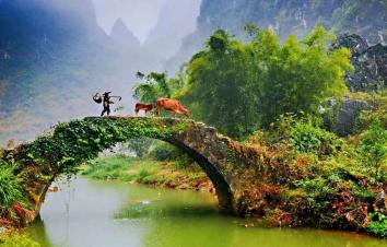 中山出发英德2日自驾游：英西峰林、洞天仙境、九州驿站、深山树上彩虹温泉2天休闲自驾游-游推荐