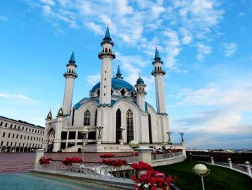 新疆集合欧亚36日自驾游：穿越北丝绸之路哈萨克斯坦-俄罗斯-北欧12国自驾游