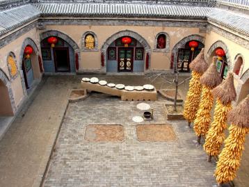 北京出发山西河南5日自驾游：山西晋祠-天龙山石窟-壶口瀑布-三门峡地坑院5日自驾