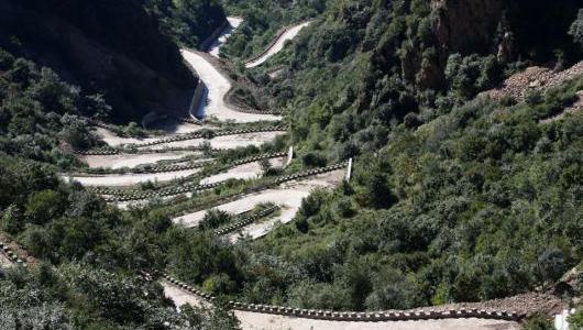 北京周边平谷1日自驾游：平谷十八盘-东指壶-玻璃宴-石林峡1日穿越自驾游-大自驾网