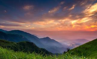 武汉出发江西3日自驾游：石溪百鸟园-泡温泉-武功山登顶3日武汉周边自驾游-推荐